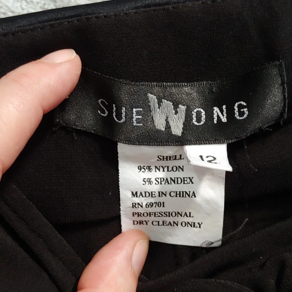 Sue Wong Black Ruched Sleeve Open Back Cocktail Dress - Picture 8 of 12